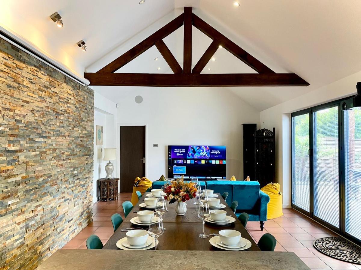 5 Bedroom Bungalow Ascot Racecourse Buitenkant foto