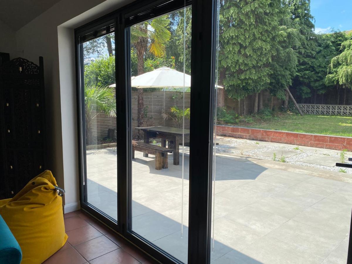 5 Bedroom Bungalow Ascot Racecourse Buitenkant foto