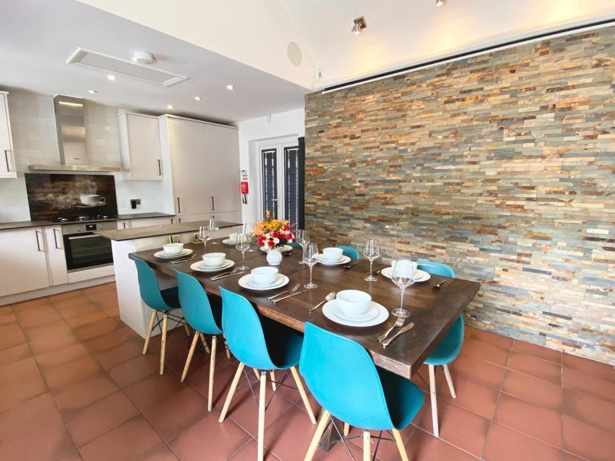 5 Bedroom Bungalow Ascot Racecourse Buitenkant foto